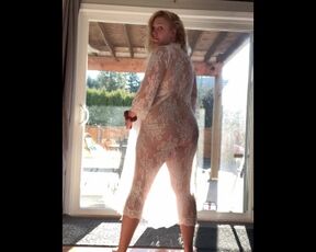 4K Modelling Transparent See Through White Robe - Natural MILF